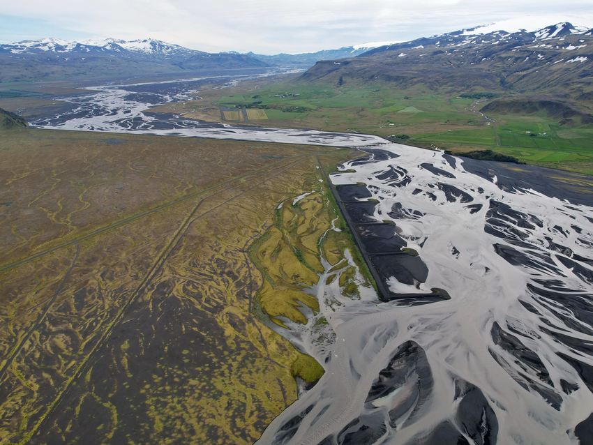 "Island - Licht & Schatten einer Motorradreise" - Live-Reisevortrag
