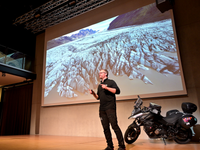 "Island - Licht & Schatten einer Motorradreise" - Live-Reisevortrag